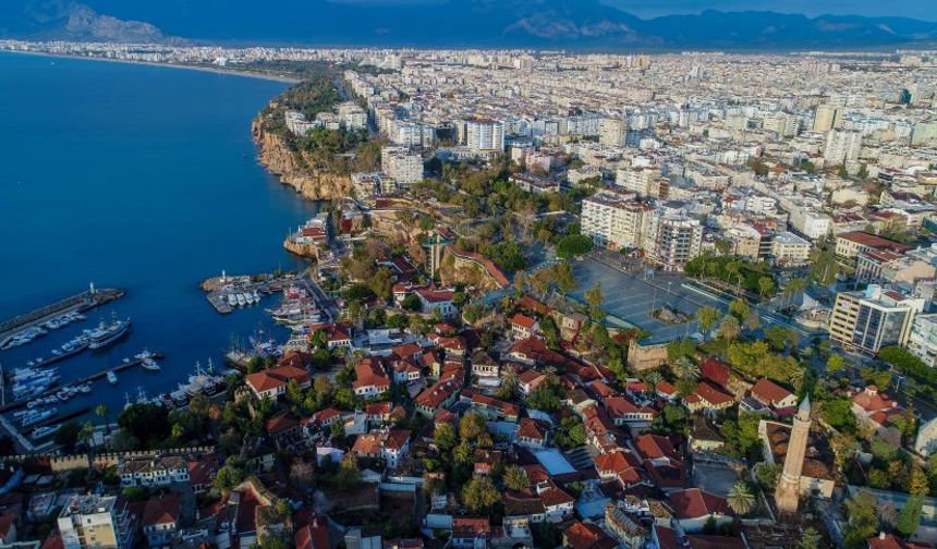Antalya’da yabancı nüfus azalıyor ama kira fiyatları halen yükselişte…