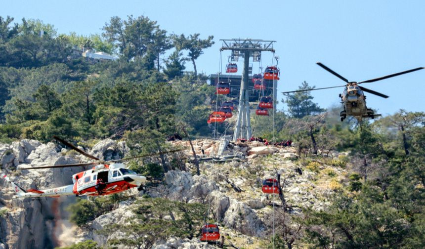 Antalya'daki teleferik kazasıyla ilgili gözaltına alınan 12 kişi adliyede!