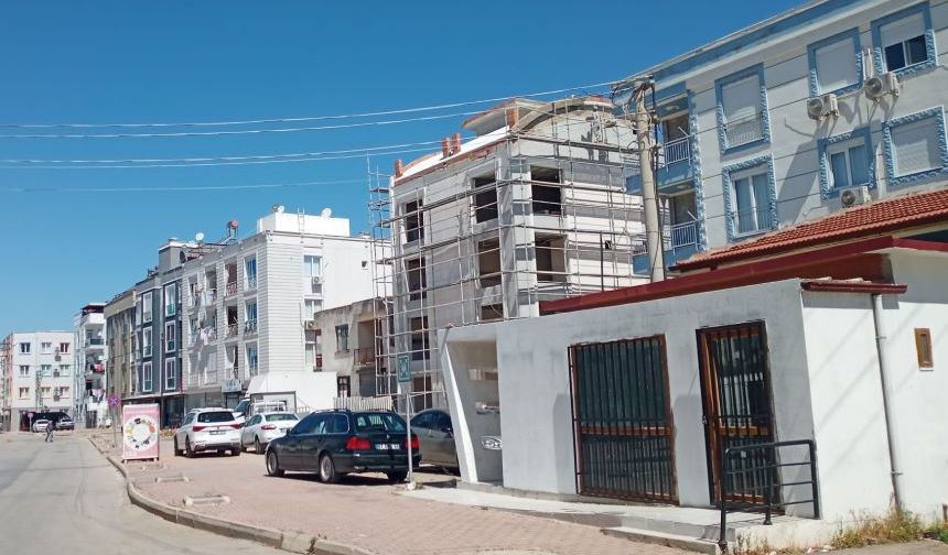 Antalya’da kentsel dönüşüm hız kazandı! Binalar tek tek dönüşüme uğruyor…
