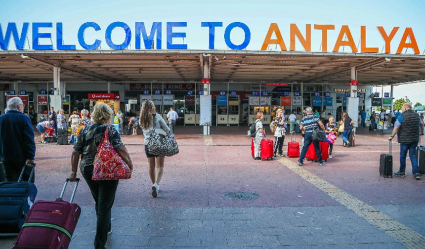 Antalya Havalimanı, milyonların ayağını yerden kesti!