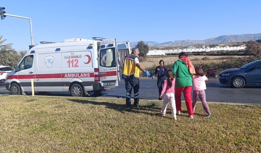 Anne ve bebeğini taşıyan ambulansın engellendiği iddiasına Antalya Emniyeti’nden  açıklama geldi