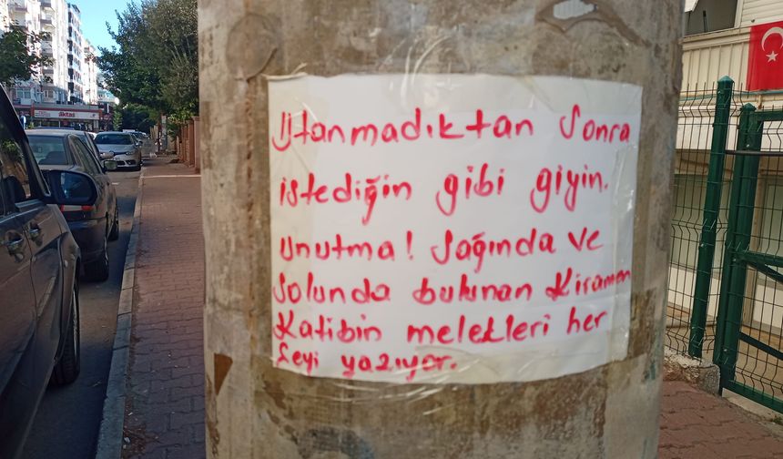 Bir bu eksikti! Antalya'da kadınların giyimine yazılı taciz