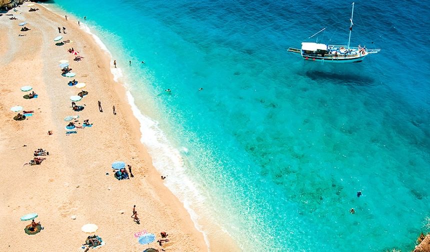 Turistlerin tatil rüyası! Kaputaş Plajı, Avrupa’nın en iyisi seçildi