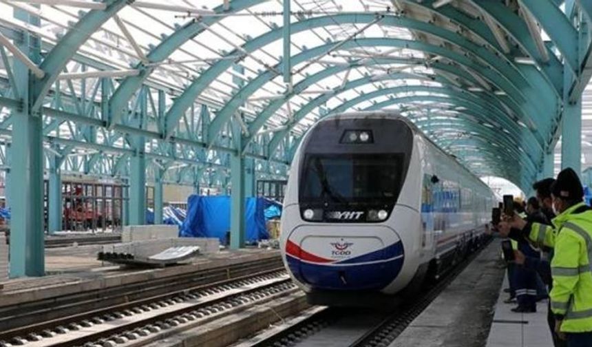 Tren bileti arayanlara kolaylık: Boş yer takip butonu devrede!
