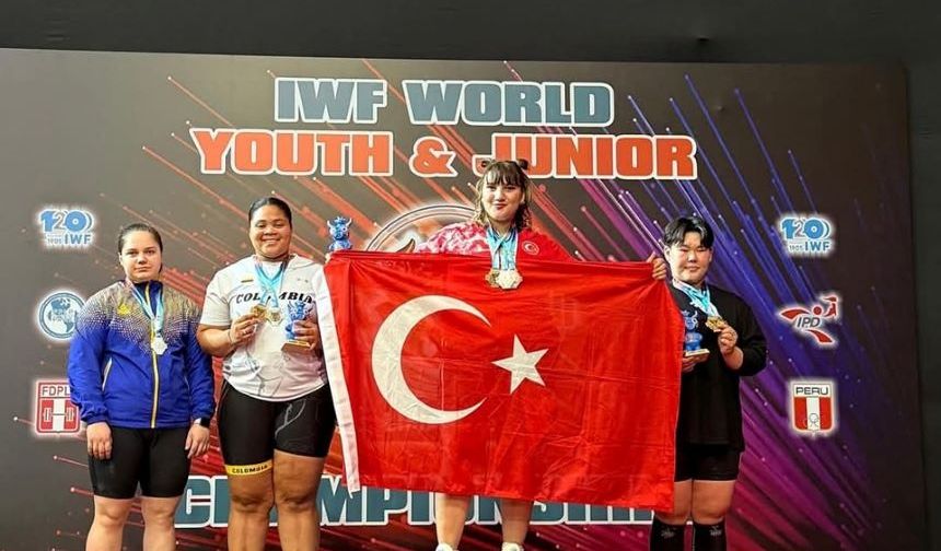Ispartalı Fatma, dünya şampiyonu olan ilk Türk kadın halterci oldu!