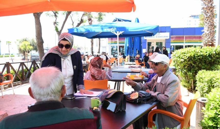 Konyaaltı Belediyesi'nden emeklilere özel kart!