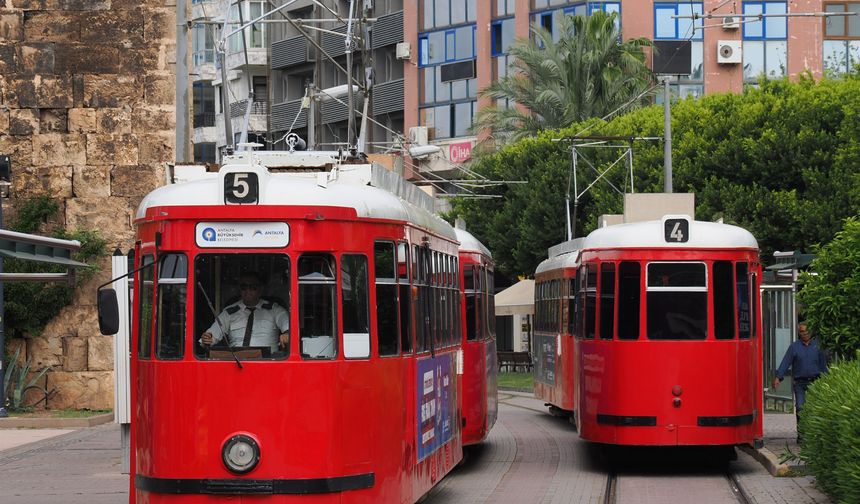 Antalya'da tarihi dönüşüm: Nostalji Tramvayı yerine NT07 otobüs hattı geliyor