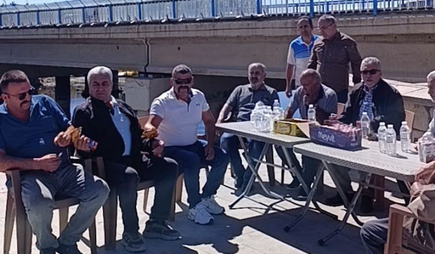 Beyşehir Gölü'nde balıkçılar su duasına çıktı