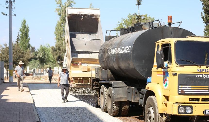 Kepez Belediyesi’nin yol çalışmaları devam ediyor