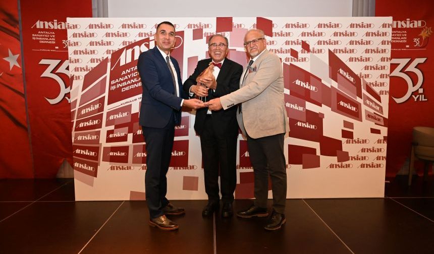 Cumhuriyet’in ikinci yüzyılında yeni vizyon çağrısı