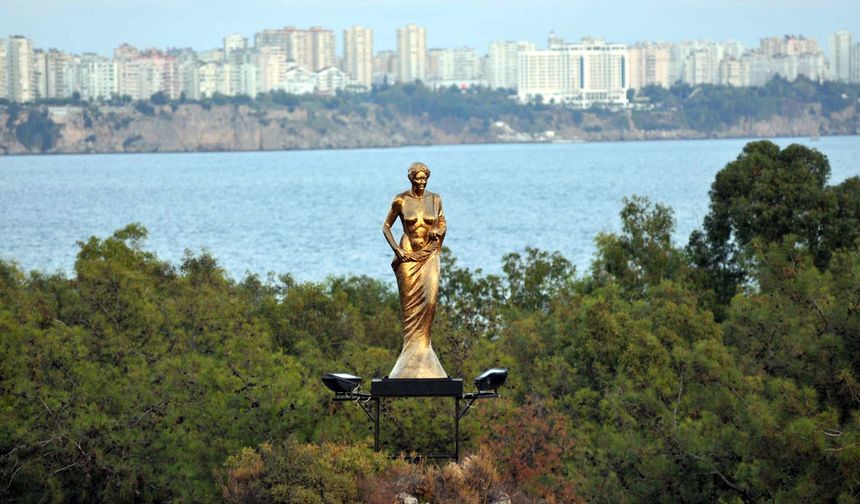 Altın Portakal’da 5 milyon TL’lik yarış! Antalya’da yarışacak filmler belli oldu