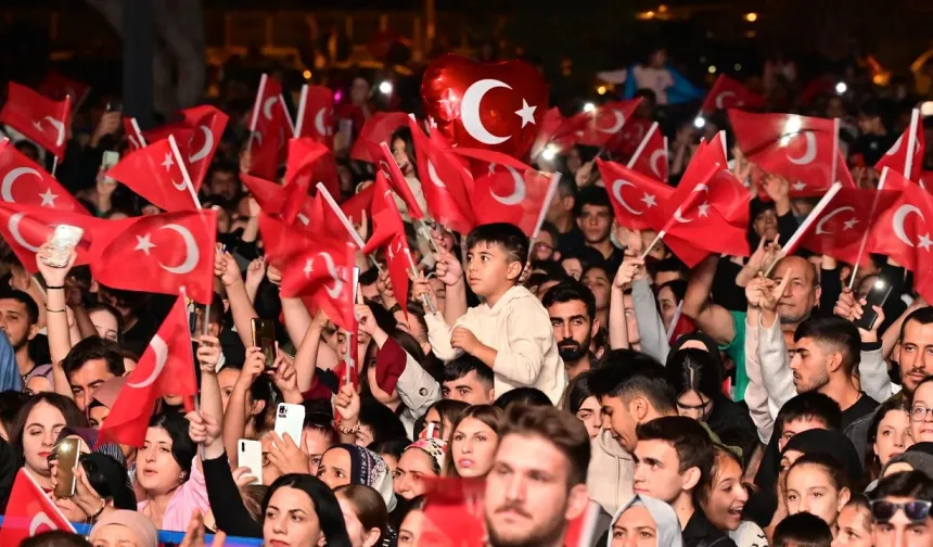 Kepez Belediyesi Cumhuriyet'i 3 gün kutlayacak