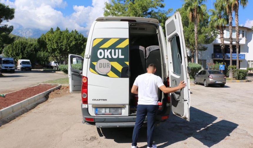 Antalya Büyükşehir Belediyesi ekiplerinden servis denetimi!