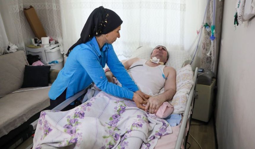 Antalya’da yürekleri yaralayan hikaye! Tek desteği eşi