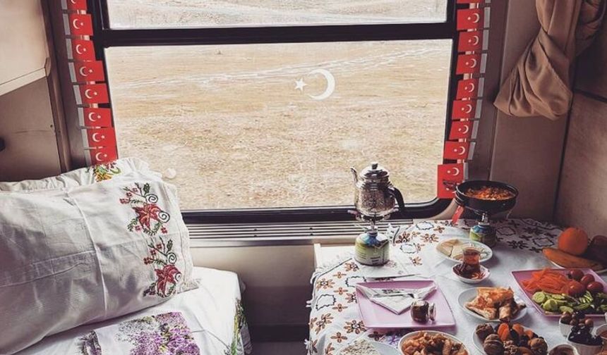 Bakan Uraloğlu duyurdu: Turistik Doğu Ekspresi kalkışa hazırlanıyor