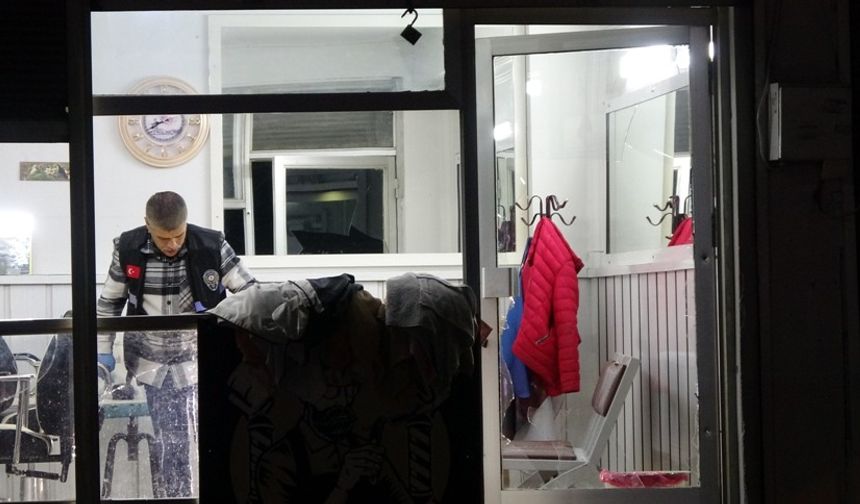 Adana'da kuaförde başlayan kavga silahlı çatışmaya dönüştü: 7 yaralı