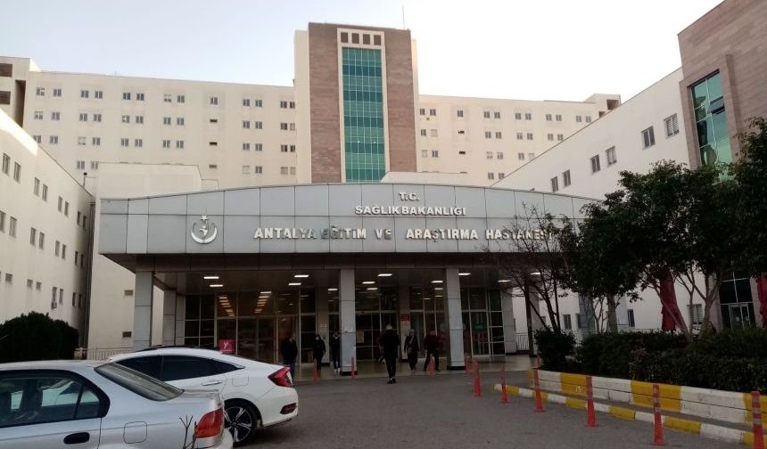 Antalya'da hastane kantinindeki fahiş fiyatlar tepki çekti!