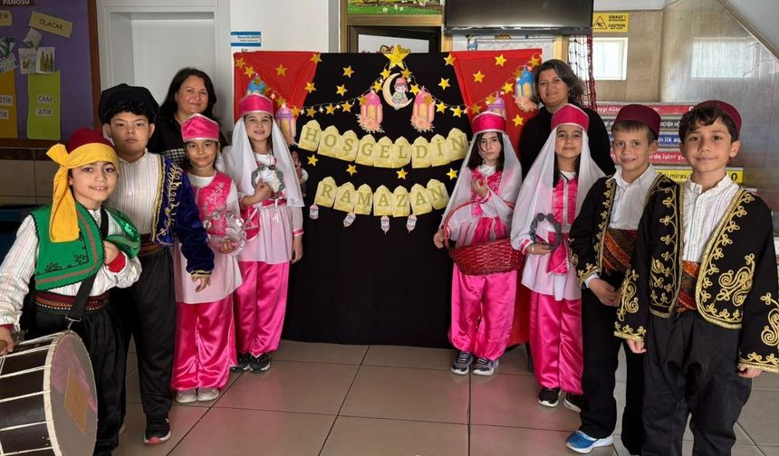 Kumluca’da miniklerden okulda ramazan coşkusu