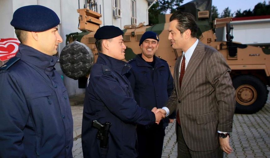 Alanya Kaymakamı Şakir Öner Öztürk jandarma personeliyle iftar sofrasında