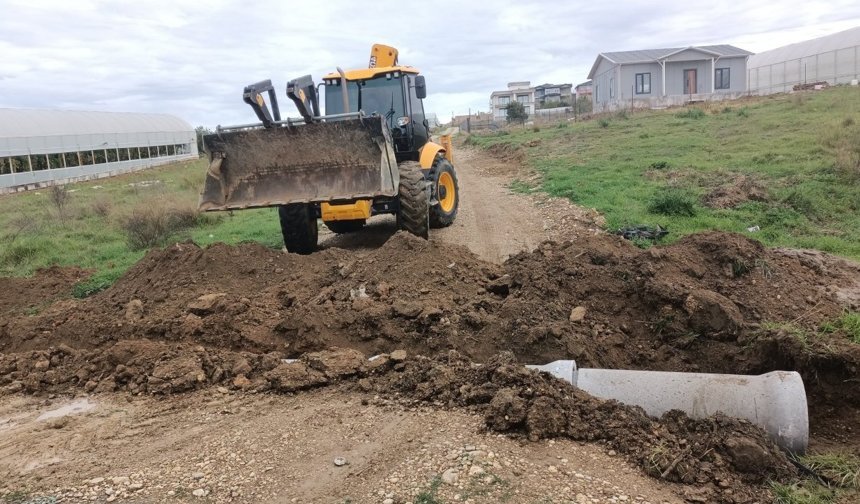 Aksu Belediyesi ASAT’ı beklemedi! Fen İşleri Müdürlüğü harekete geçti