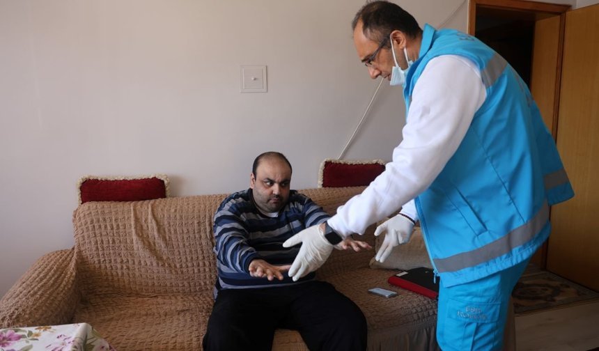 Konya’da yatalak hastalara evde sağlık raporu kolaylığı