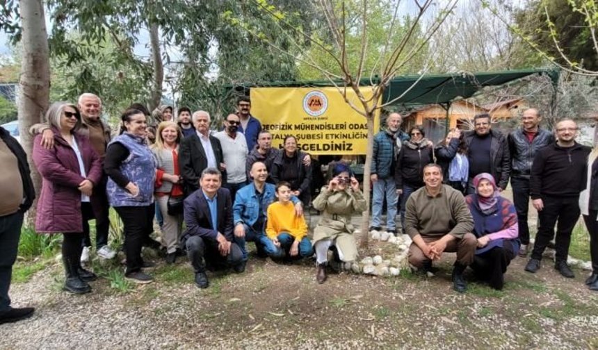 Antalya'da jeofizik mühendisleri buluştu: Mesleki dayanışma sofrada pekişti!
