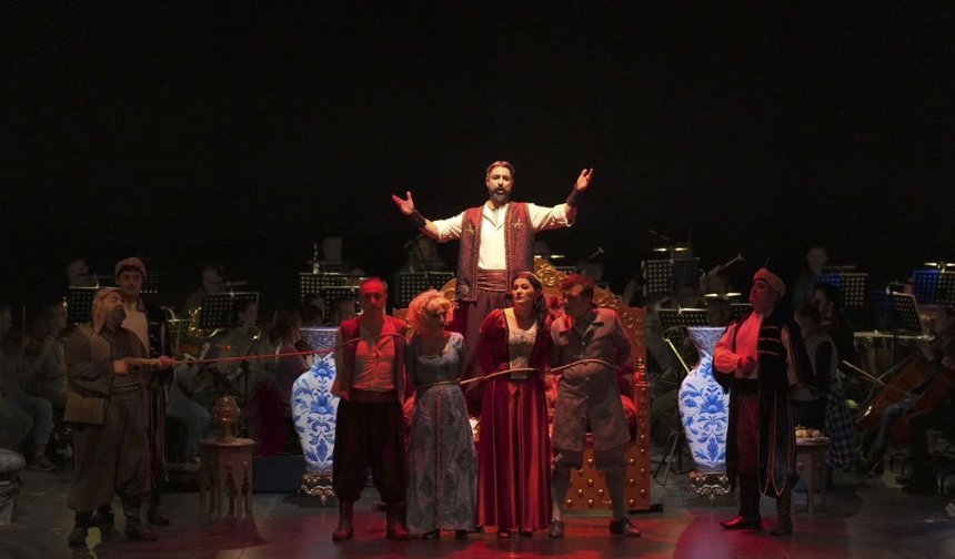 Mozart’ın başyapıtı Antalya’da büyüledi