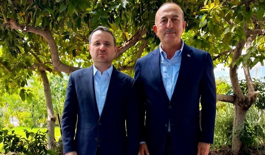 Akın Gürlek'ten Milletvekili Mevlüt Çavuşoğlu'na taziye ziyareti