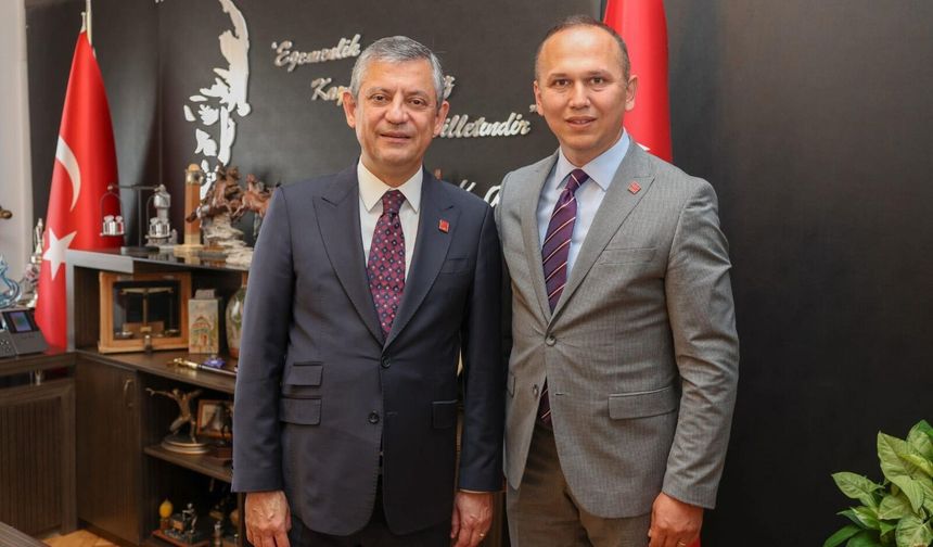 CHP’de “Bayramlaşma mesajı” krizi! Önder Kurnaz’dan sert tepki