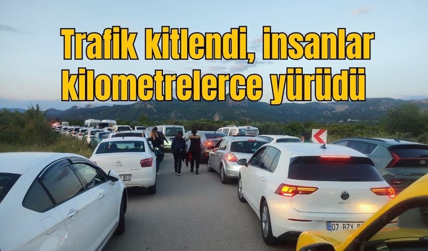 Aspendos'ta sanata gölge düştü! Trafik kitlendi, insanlar kilometrelerce yürüdü