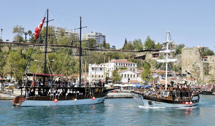 İzzet Ünlü'den 25 yaş üstü tekneler için hurda teşviki önerisi