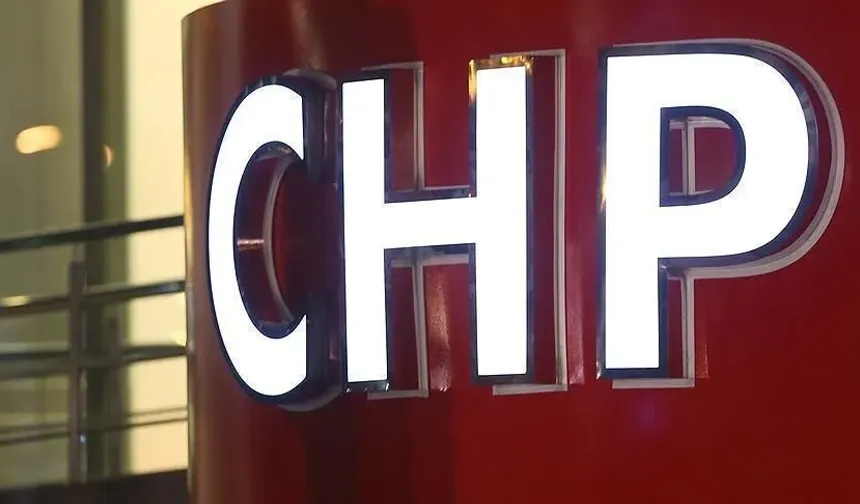 CHP Antalya İl Gençlik Kolları'nda "butlan" çatlağı! Yönetim, başkana karşı açıklama yaptı