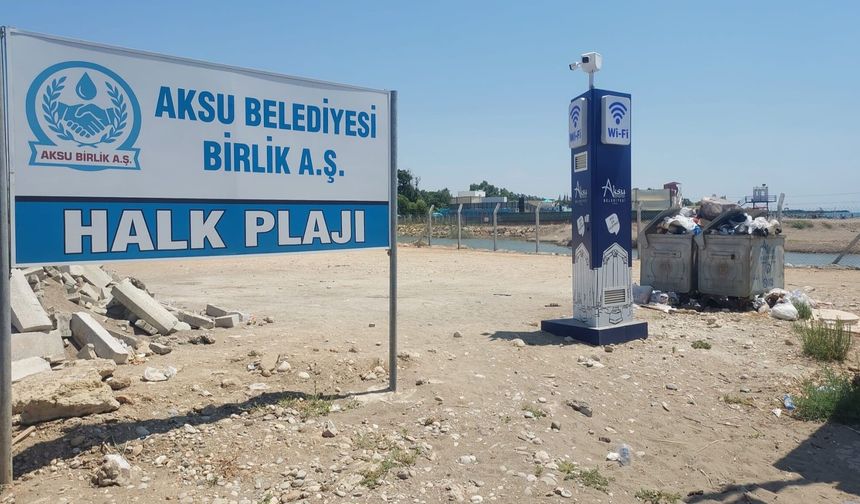 Antalya’da yaz ortasında halk plajında bakım krizi!