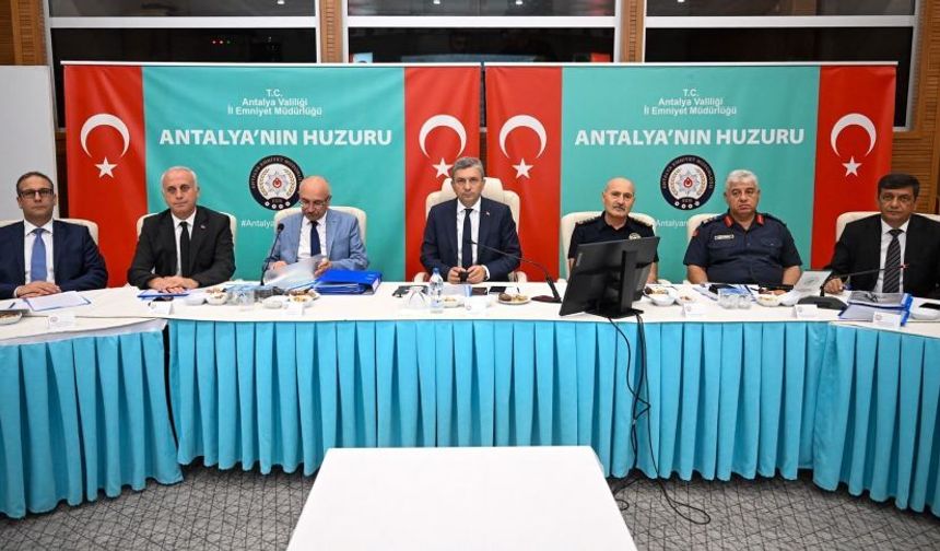 Antalya’da sahipsiz hayvanlar için yeni yol haritası: Kurul toplandı