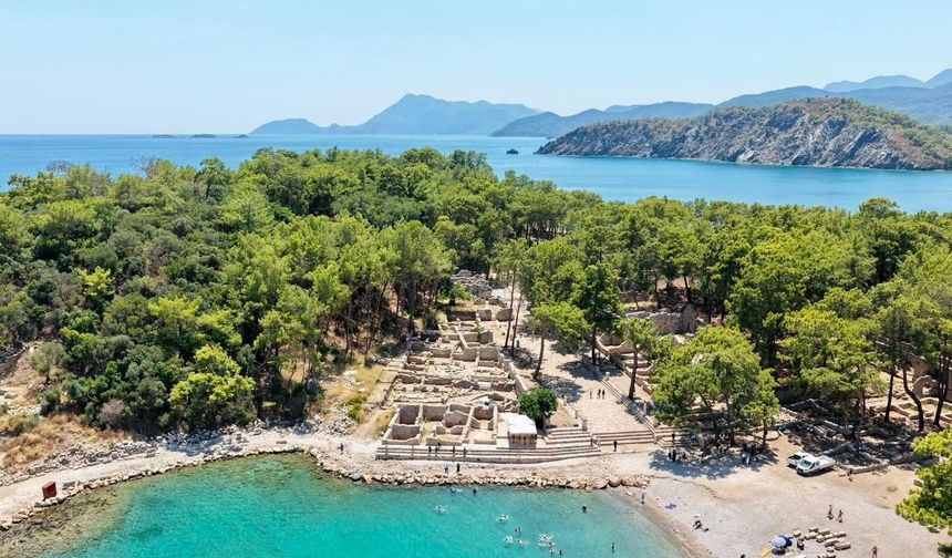 Antalya’nın denizini Katarlı şirket temizledi!