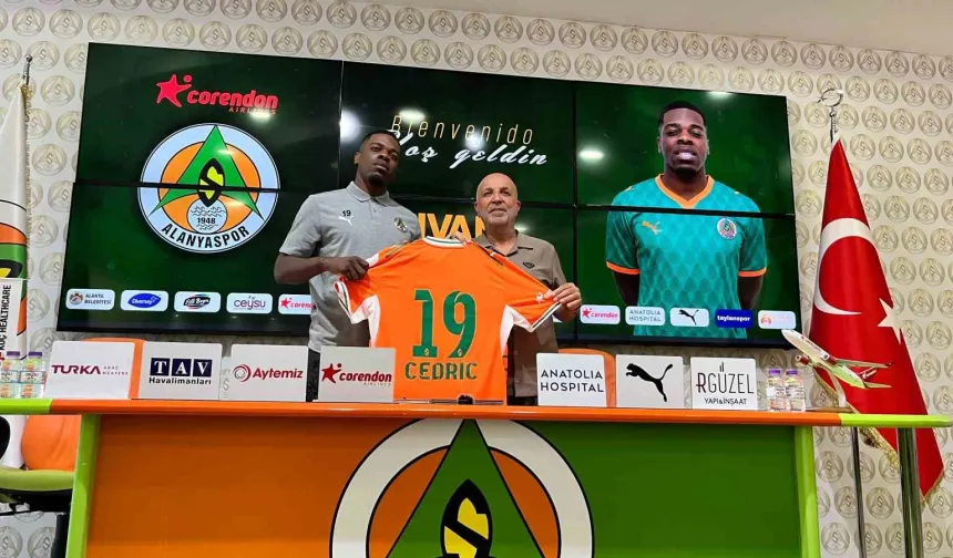 Alanyaspor, Ivan Cedric’i 4 yıllığına kadrosuna kattı