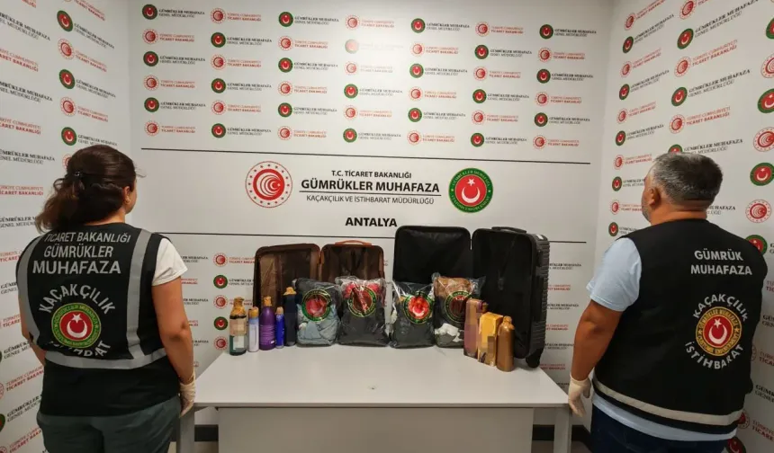 Antalya Havalimanı’nda 70 milyon liralık uyuşturucu operasyonu!