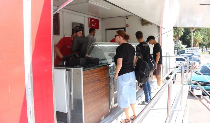 Antalya’da Halk Et hareketliliği! İlçelerde yüzlerce ton et satıldı