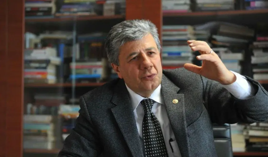 Mustafa Balbay, Antalya Kitap Fuarı’nı yazdı: "Kime güveneceğiz?"