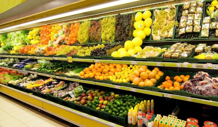 Tarlada 7 liraya yüzüne bakılmıyordu: Antalya'daki market fiyatı şok etti!